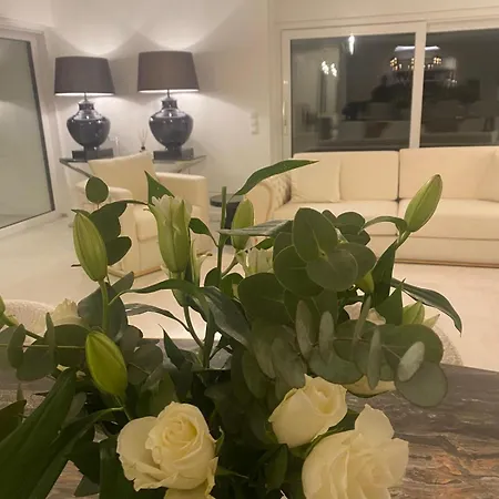 Luxury Duesseldorf-meerbusch Fuer 1-6 Personen, 10 Minuten Zum Airport Oder Messe, 15 Minuten Zur Koenigsallee Meerbusch